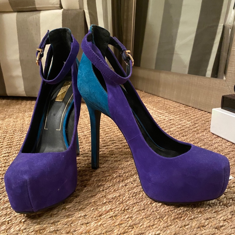 Jessica Simpson Suede Heels
